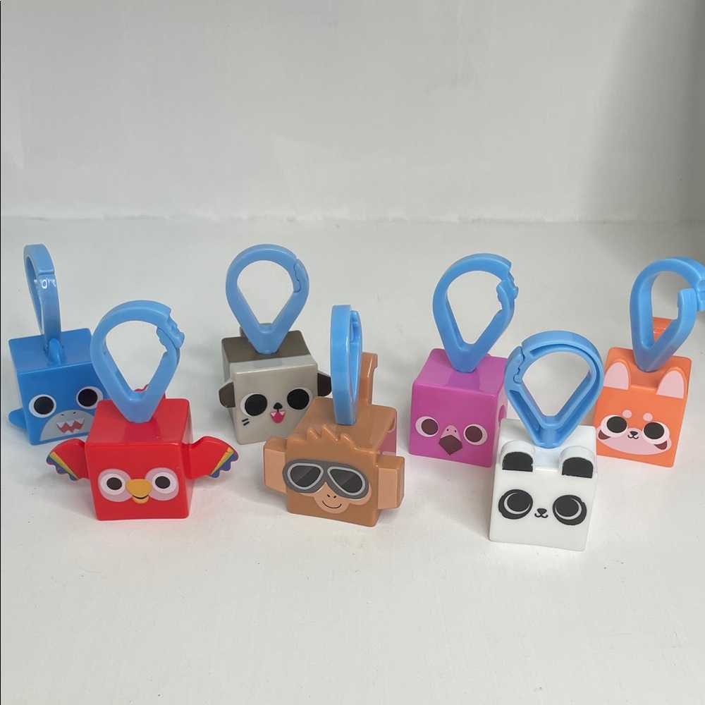McDonald’s 2024 Happy Meal Pet Simulators Set of 7 Roblox Toys